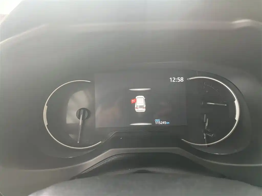 Toyota RAV4 Rongfang 2020 2.0L CVT 2WD Trend Edition фото 11