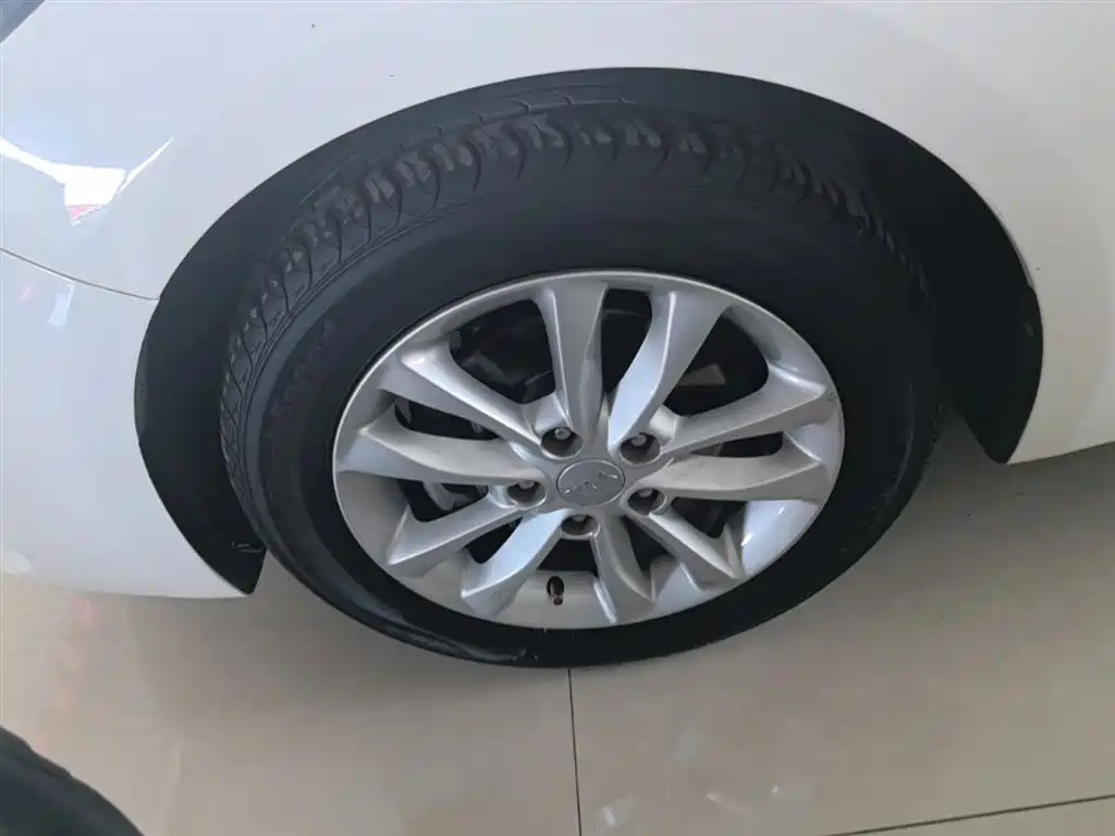 Kia K3 2016 1.6L Automatic GL фото 23