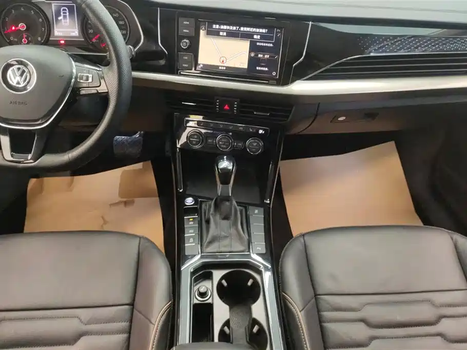 Volkswagen Passat 2020 330TSI Elite Edition China VI фото 16