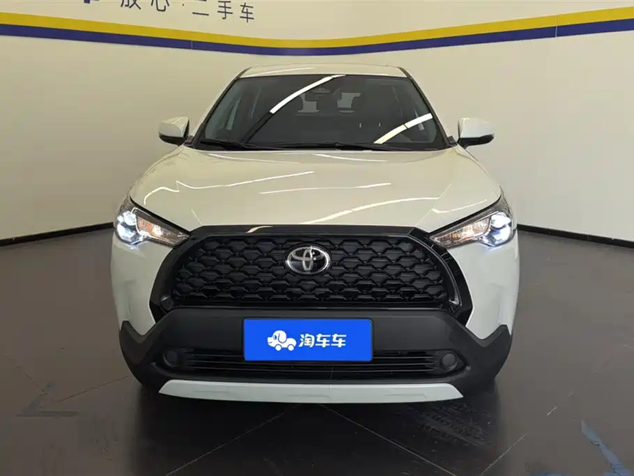 Toyota Corolla Cross 2024 Model 2.0L Pioneer Edition фото 2