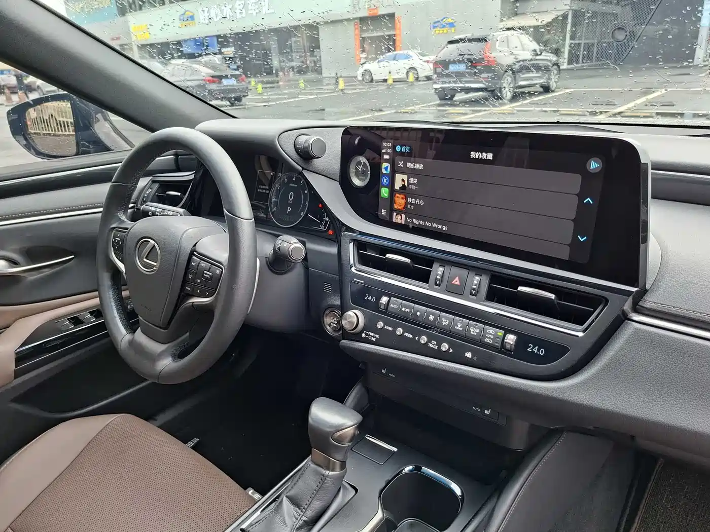 Lexus ES 2023 200 Excellence Edition фото 12