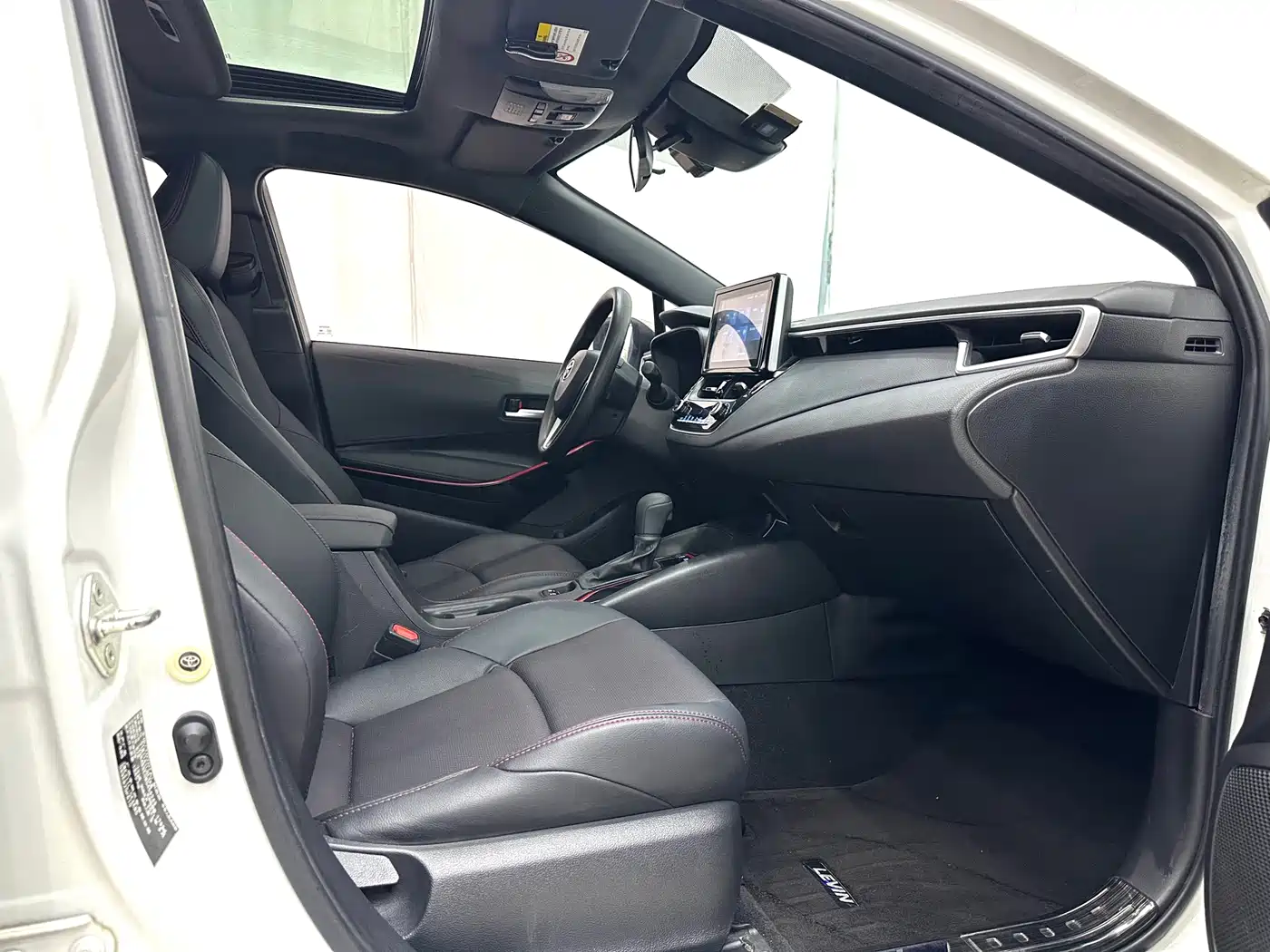 Toyota Levin 2022 Dual Engine 1.8H E-CVT Sport Edition фото 9