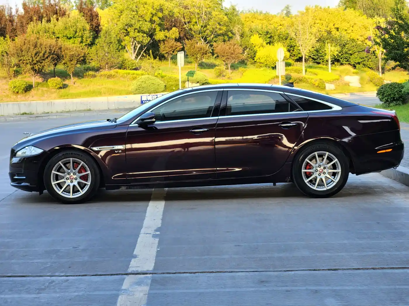 Jaguar XJ 2013 2013 XJL 3.0 SC Panorama Business Edition
