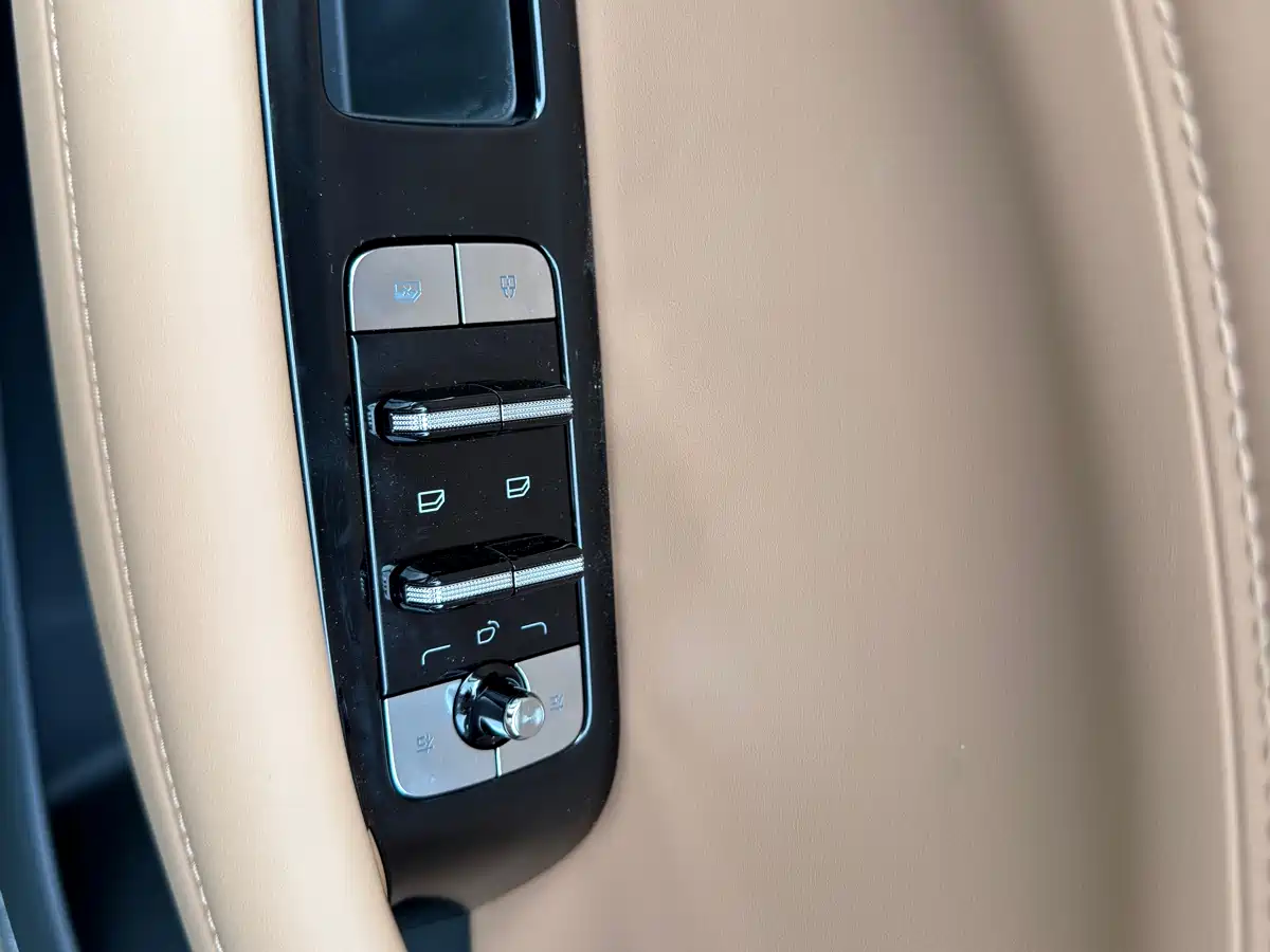 Geely Galaxy Galaxy Stellar 6 2025 Base Version фото 8