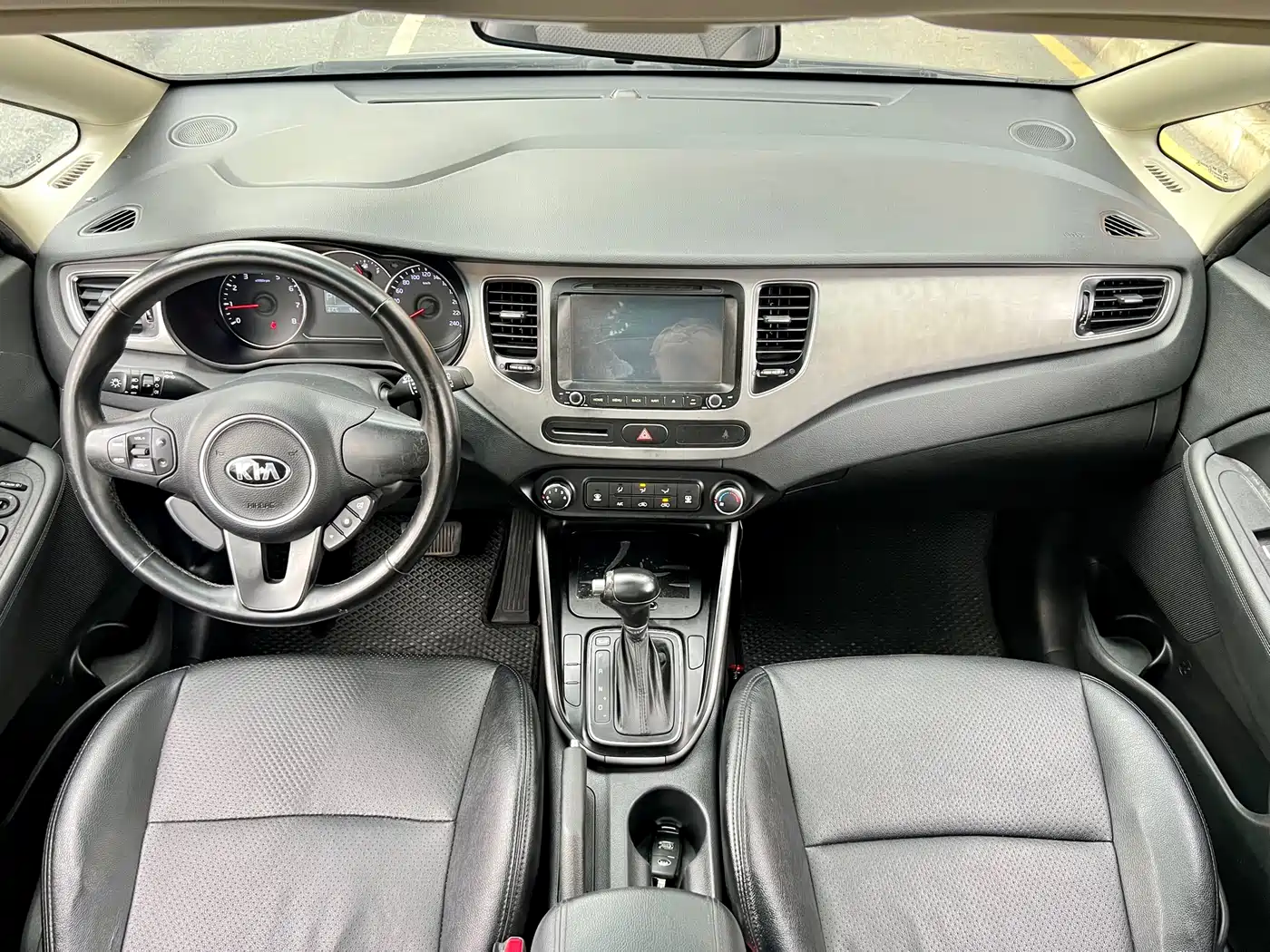 Kia Carens 2013 2.0L 7-Seat Auto Standard China IV фото 9