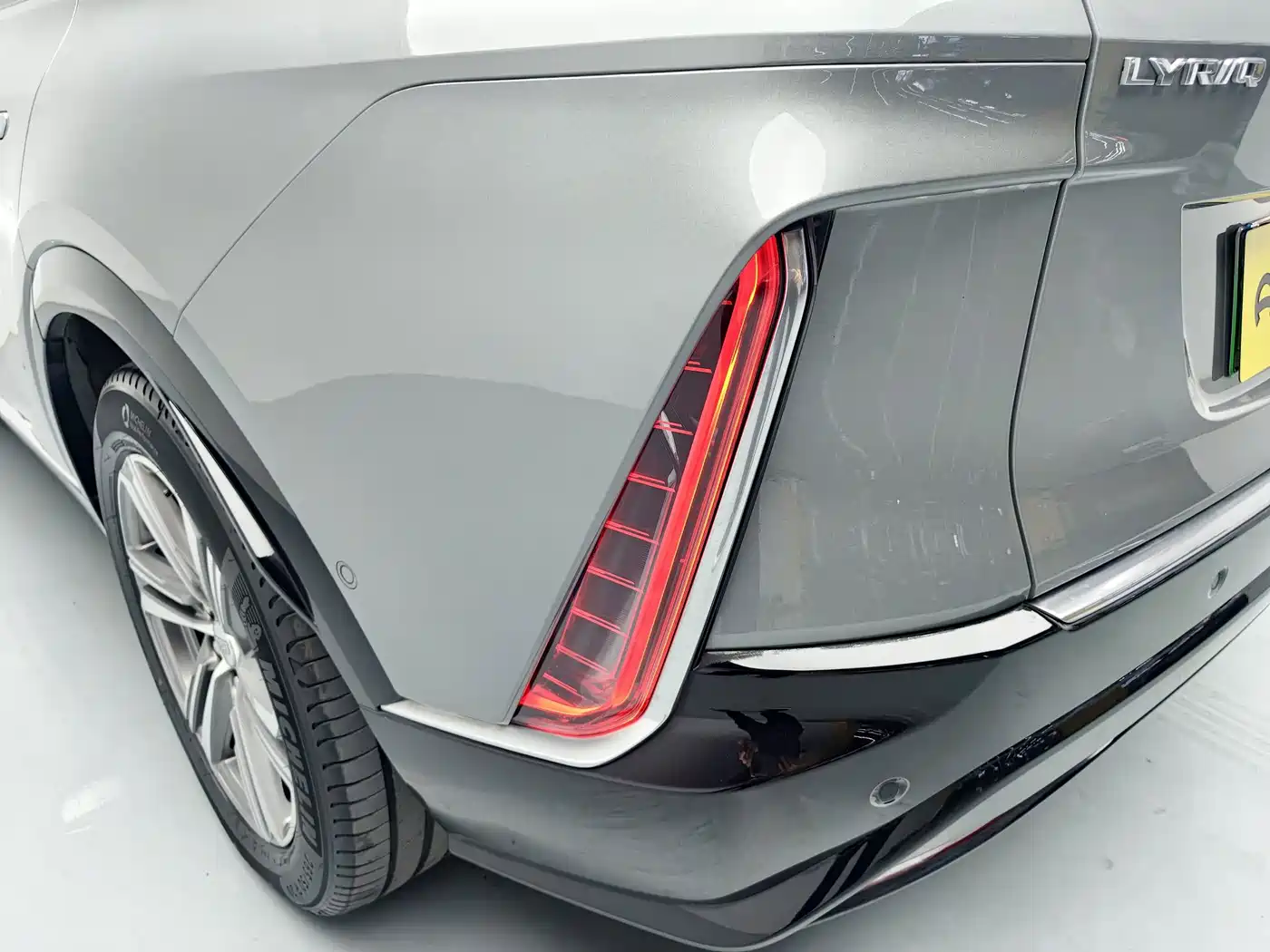 Cadillac IQ Rui Ge 2025 2022 RWD Long Range Luxury Edition