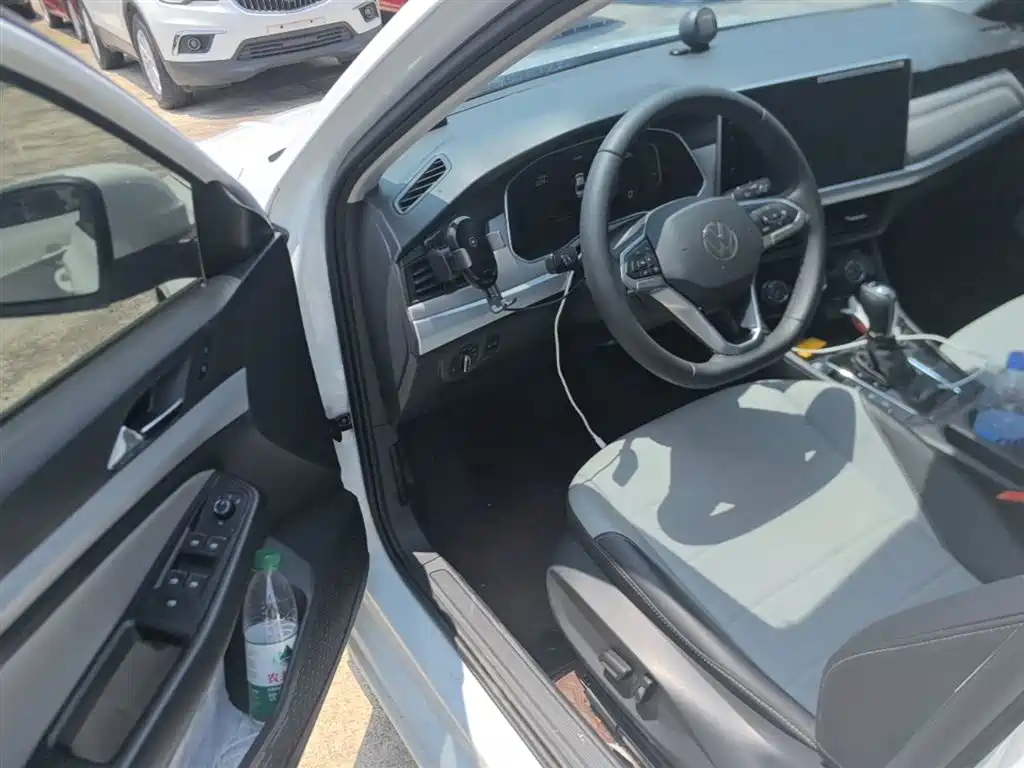 Volkswagen Bora 2025 200TSI DSG Joy Ride PRO Edition фото 16