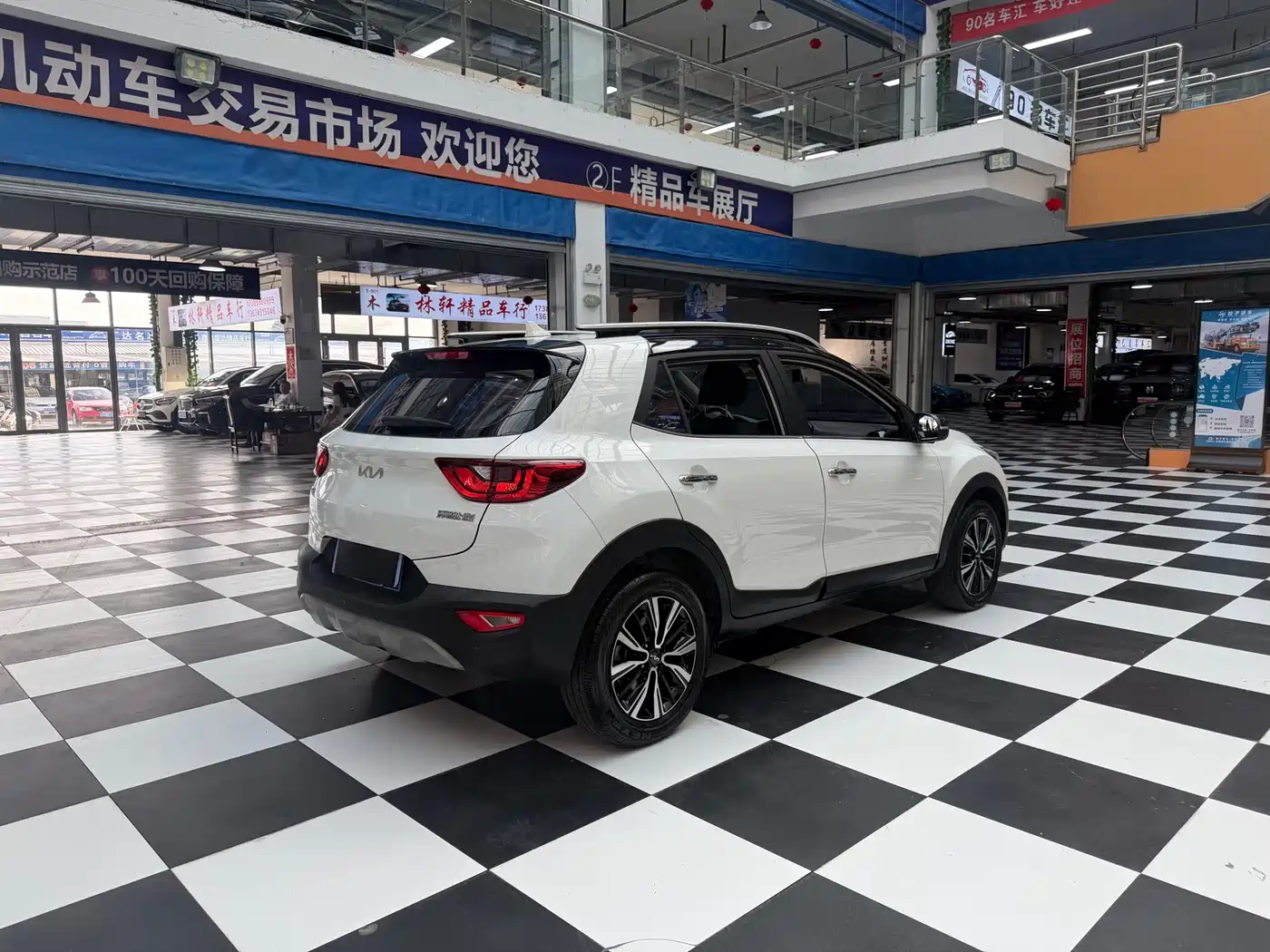 Kia KX1 2021 1.4L CVT Fun Sunroof Version фото 6