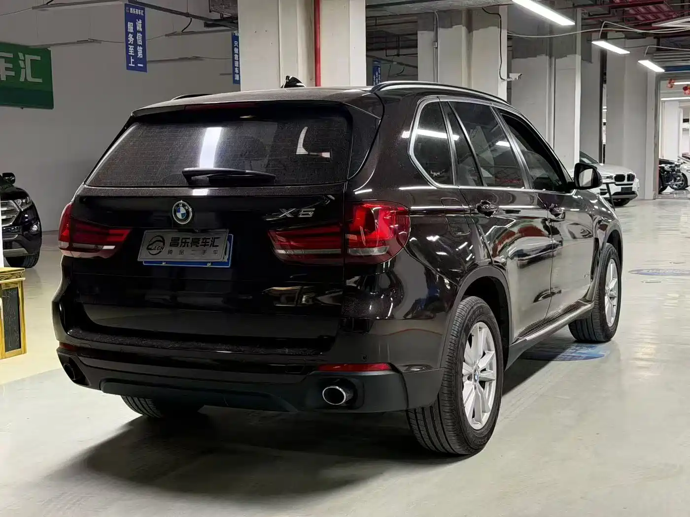 BMW X5 (Import) 2015 xDrive28i фото 8