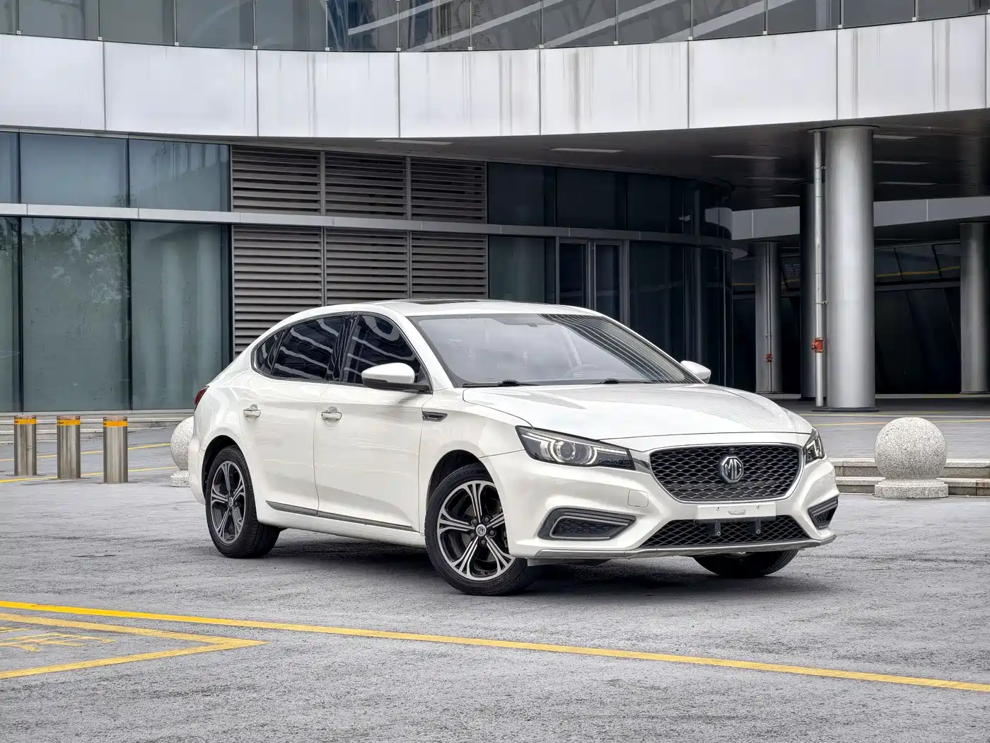 MG MG6 2018 2017 20T Automatic Luxury Smart Connect Version (China V)
