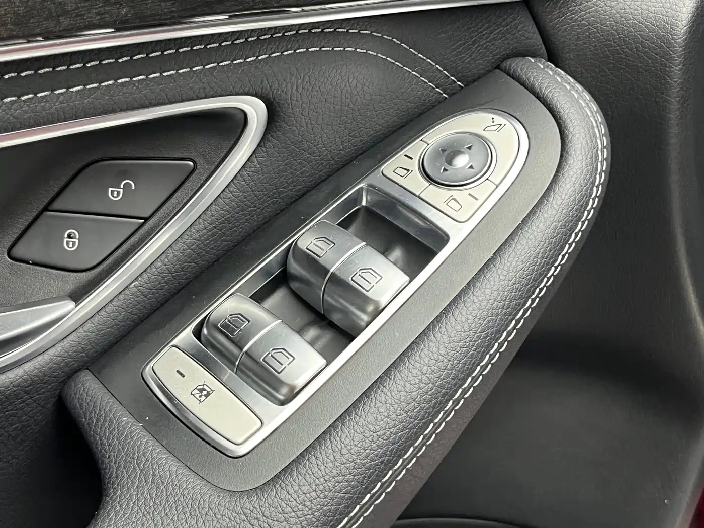 Mercedes-Benz GLC 2018 Facelift GLC 200 4MATIC фото 11