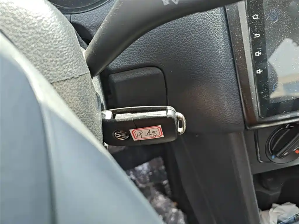 Volkswagen Polo 2018 1.5L Auto Safe Drive фото 9