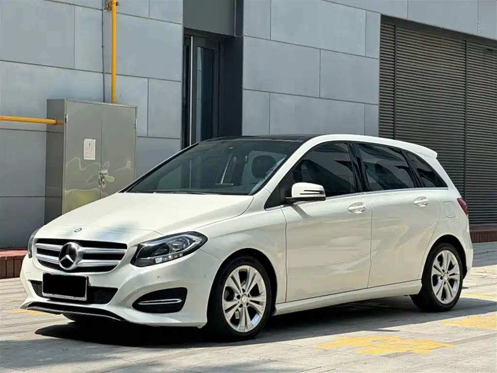 Mercedes-Benz B-Class 2017 B 200 Dynamic фото 3
