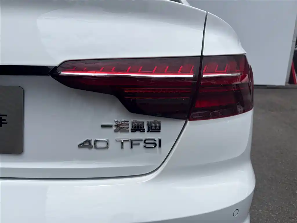 Audi A4L 2023 40 TFSI Luxury Sport фото 18