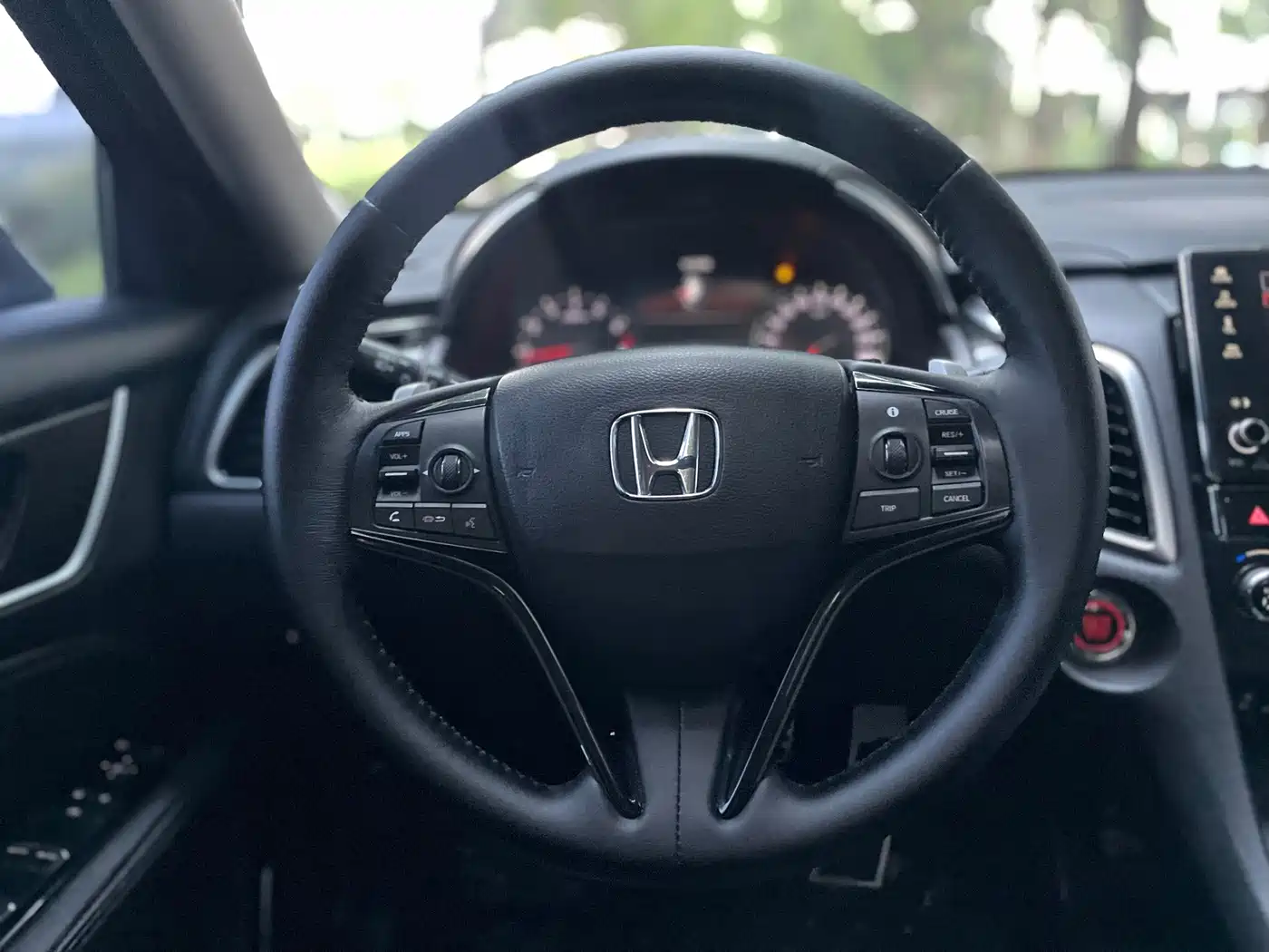 صورة 13 - Honda Avancier