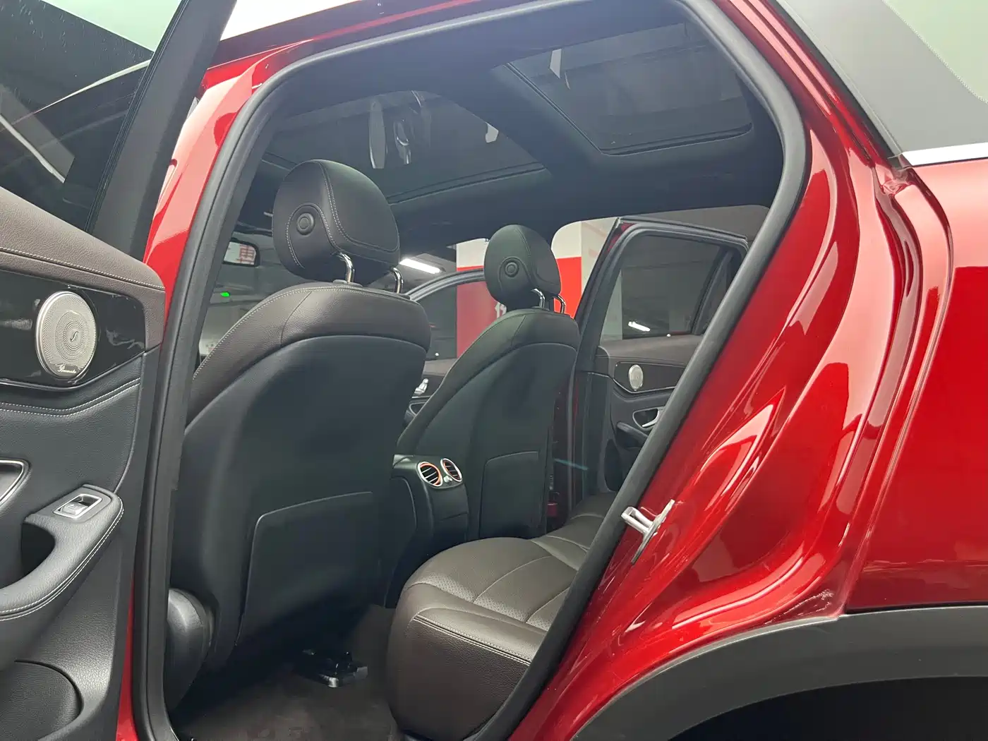 Mercedes-Benz GLC 2018 Facelift GLC 200 4MATIC фото 19