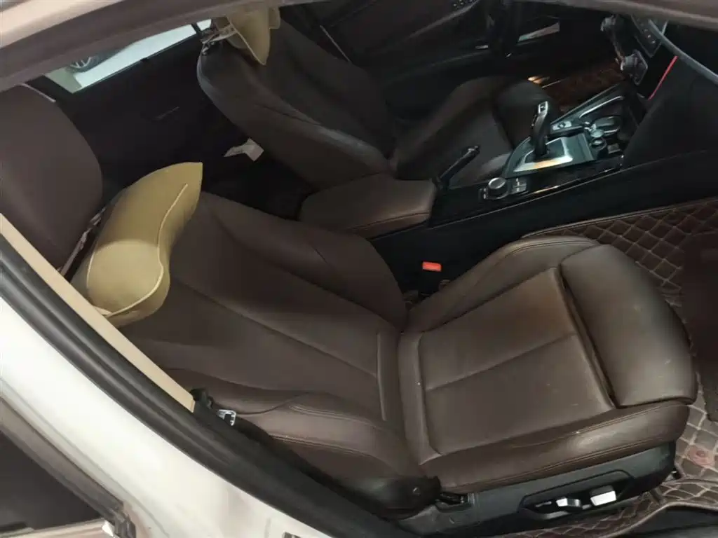 BMW 3 Series 2018 320Li Fashion Style фото 25
