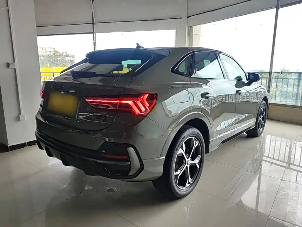 Audi Q3 Sportback 2025 2024 40 TFSI Fashion