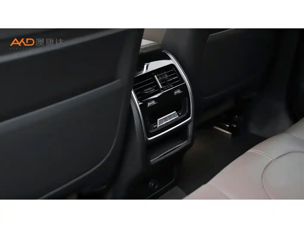BMW X6 2021 xDrive40i Exclusive M Sport Package фото 9