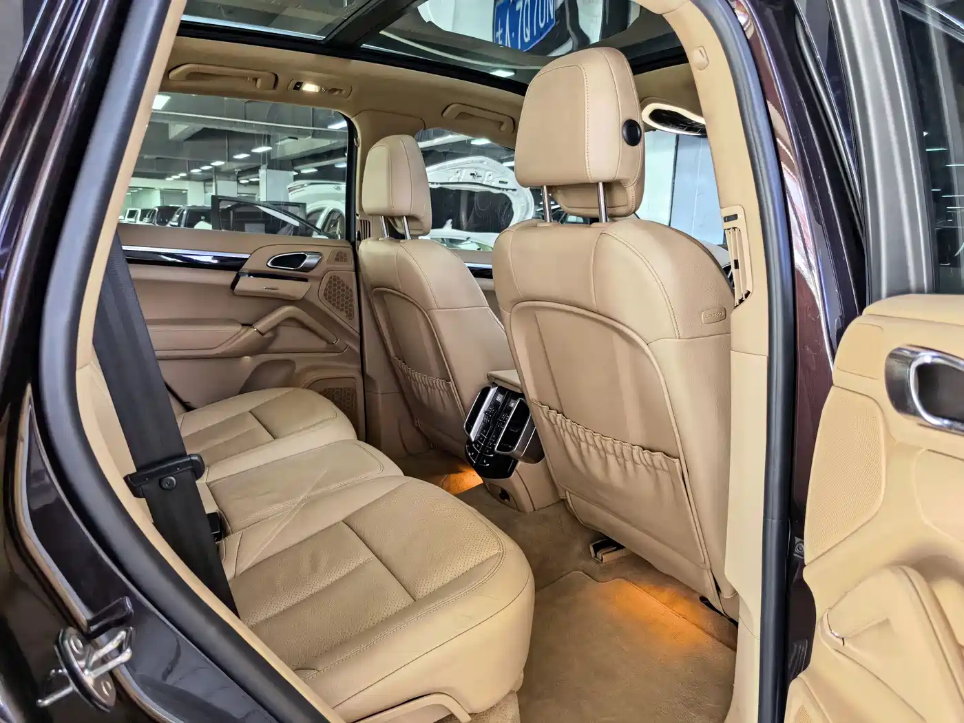 Porsche Cayenne 2014 Cayenne Platinum Edition 3.0T фото 10