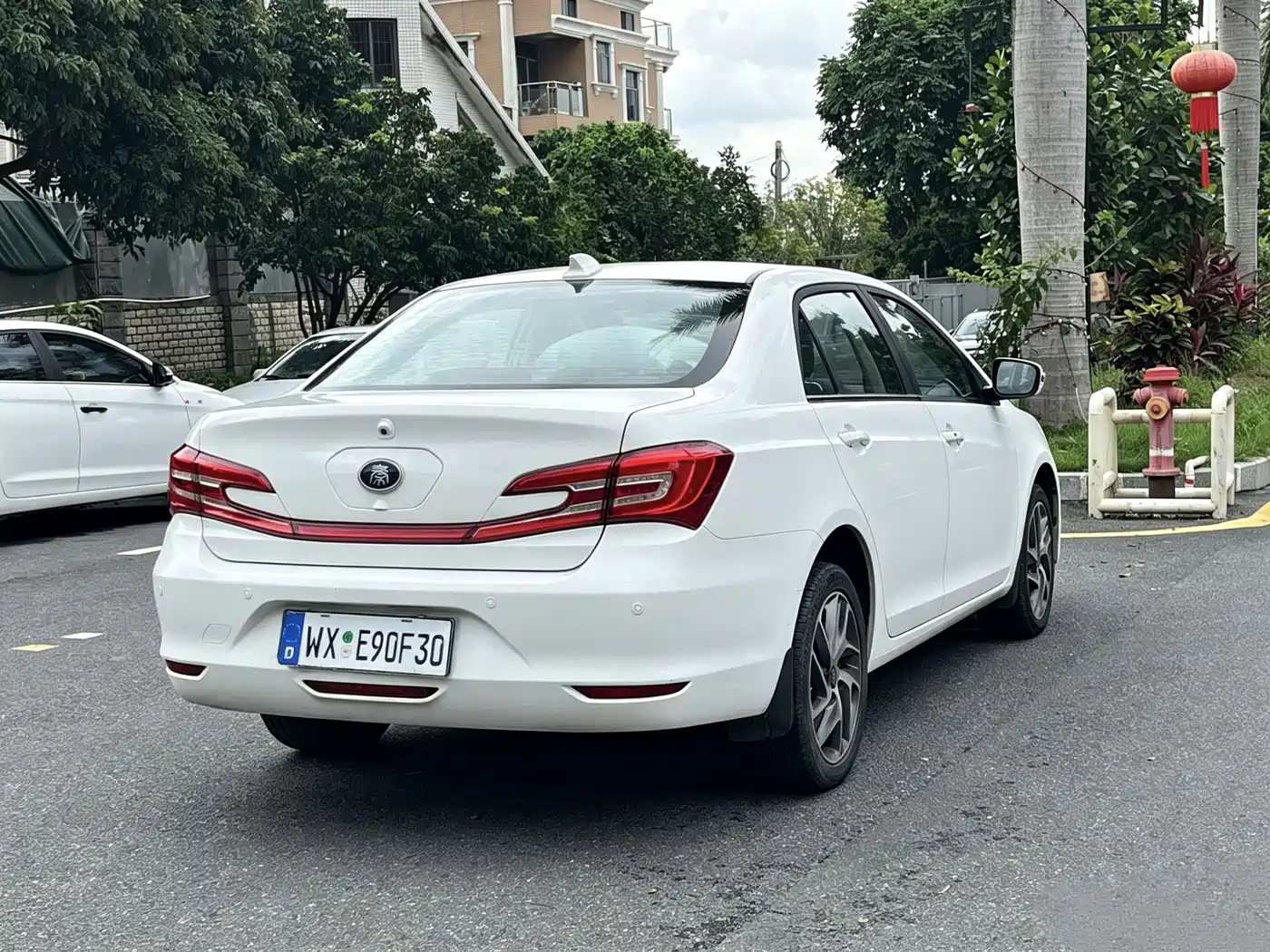 BYD Qin New Energy 2017 2017 1.5T Qin 100