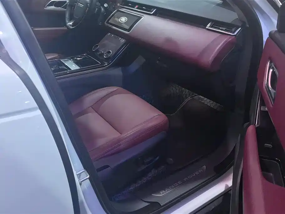 Land Rover Range Rover Velar 2019 250PS фото 8