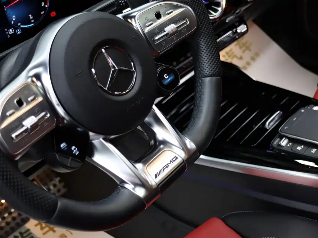 Mercedes-Benz CLA AMG 2023 AMG CLA 35 4MATIC фото 9