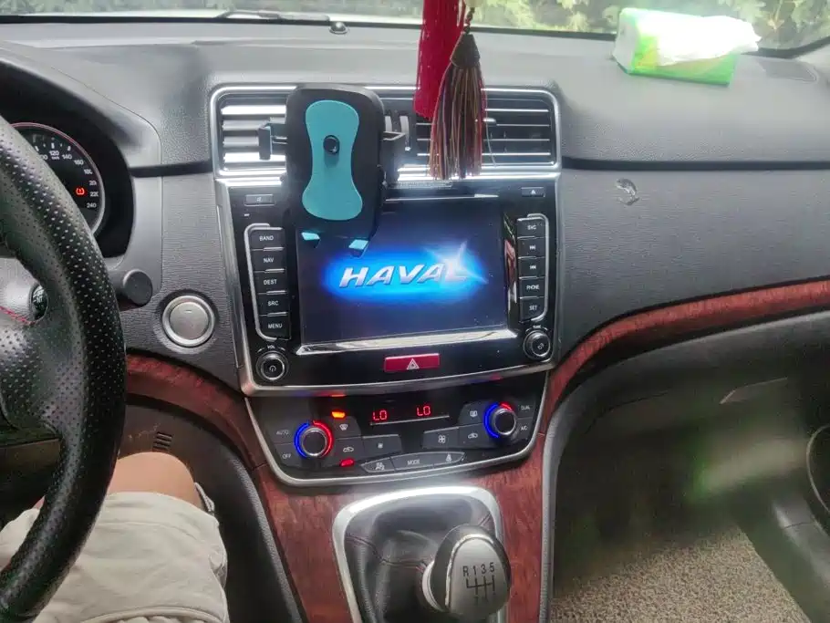 Photo 13 - Haval H6