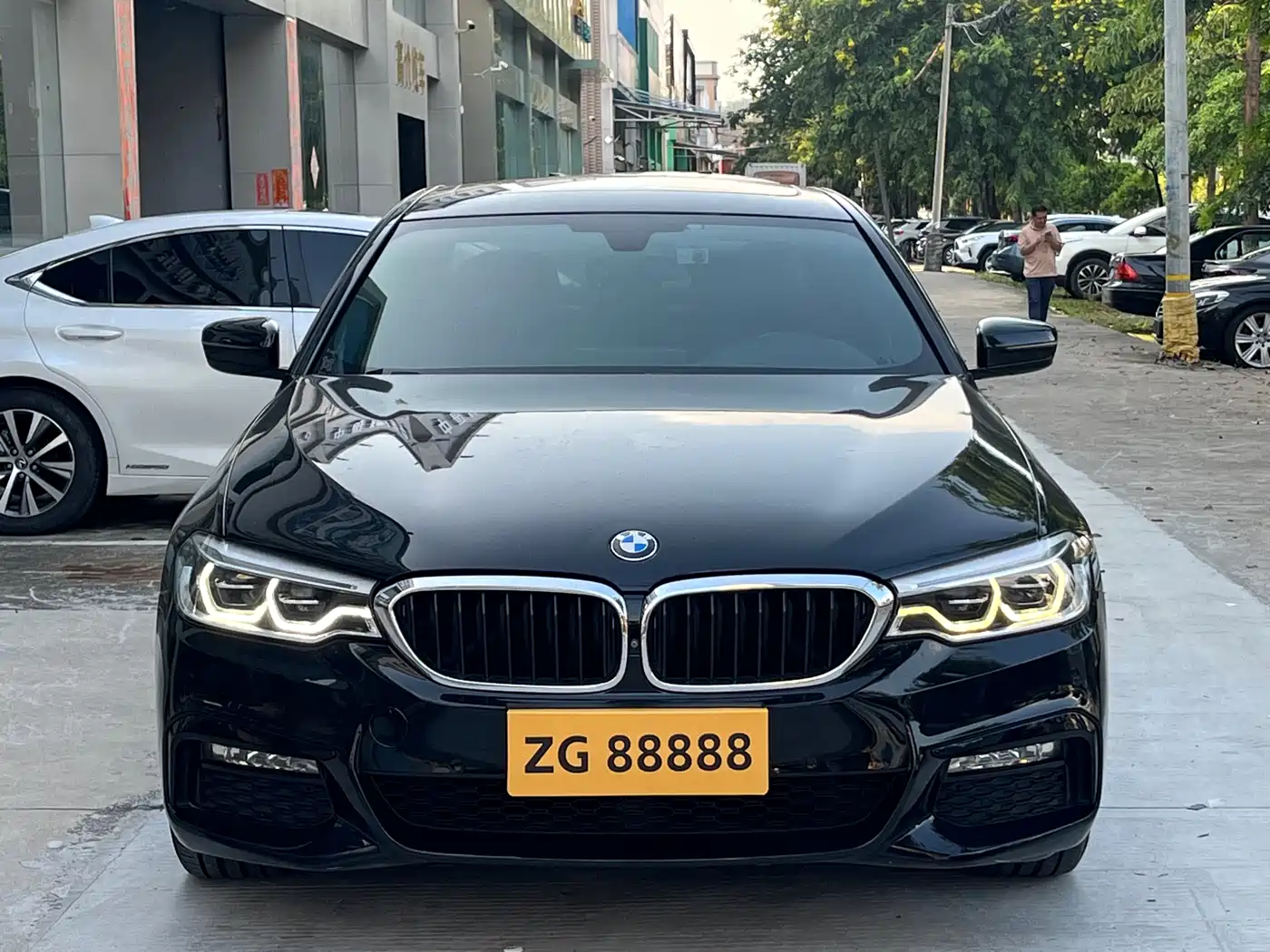 BMW 5 Series 2018 530Li Premium M Sport Package фото 2