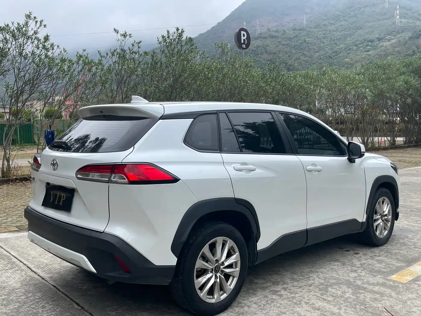 Toyota Corolla Cross 2023 2.0L Luxury Edition фото 14