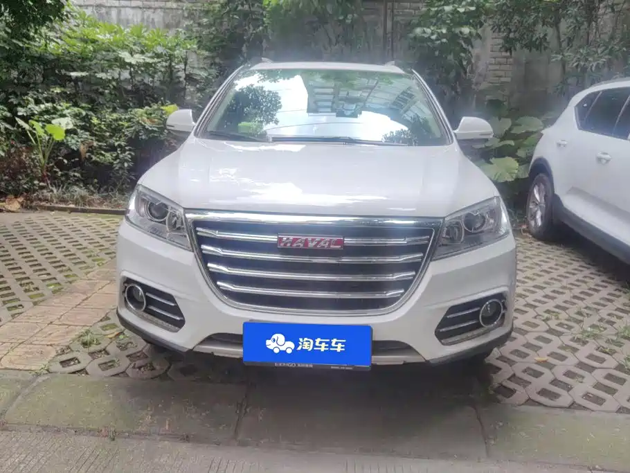Photo 2 - Haval H6