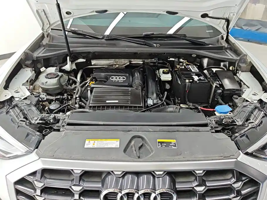 Фото 10 - Audi Q3