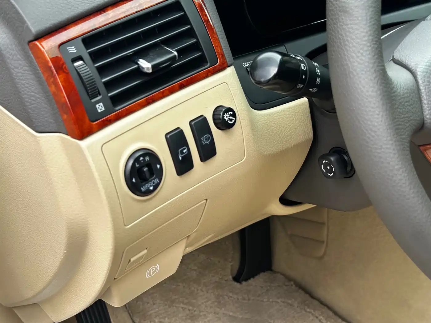 Toyota Crown 2009 2.5L Royal Special Navigation Edition фото 14