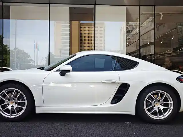Porsche 718 2020 Cayman 2.0T — фото 3