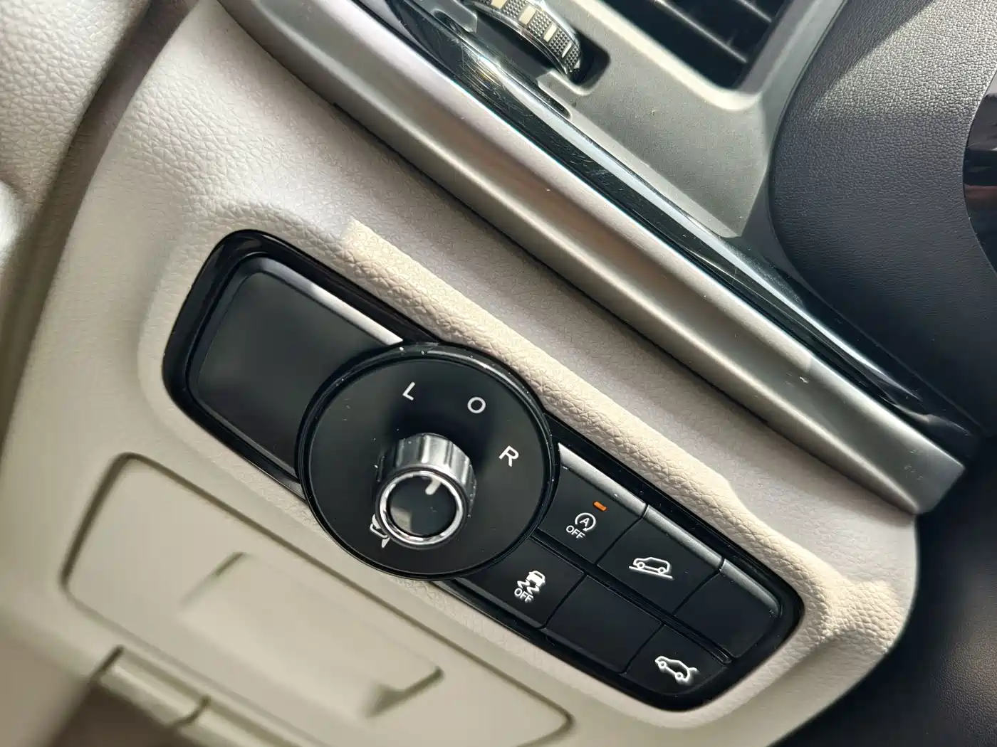 GAC Trumpchi Trumpchi M8 2018 2018 320T Premium Edition