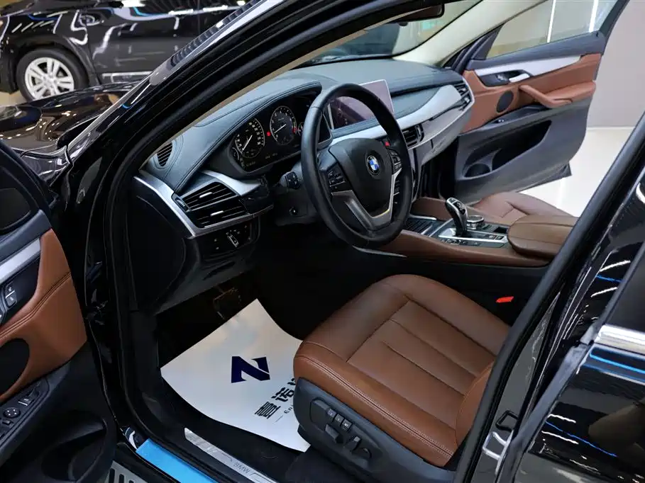 BMW X6 2015 xDrive35i Leading Type фото 16