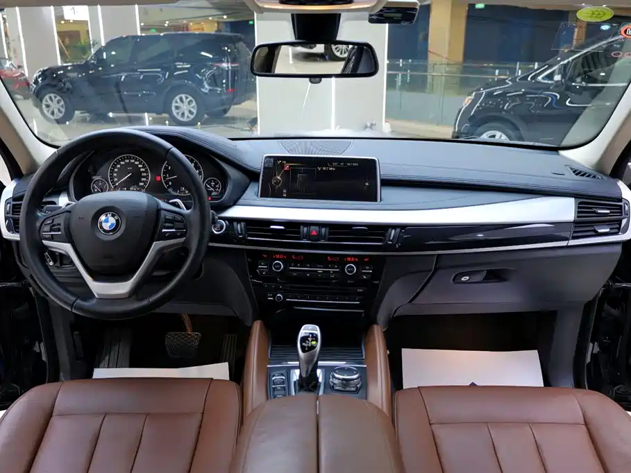BMW X6 2015 xDrive35i Leading Type фото 18