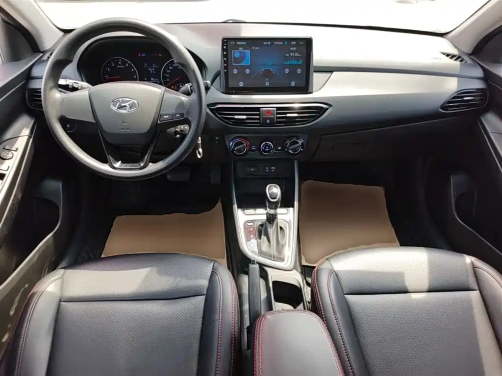 Hyundai Elantra 2018 1.6L Automatic Pleasing Edition GL China VI фото 10
