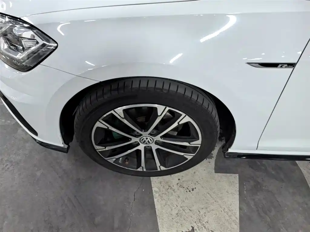 Volkswagen Golf 2019 280TSI DSG R-Line (China V) фото 23