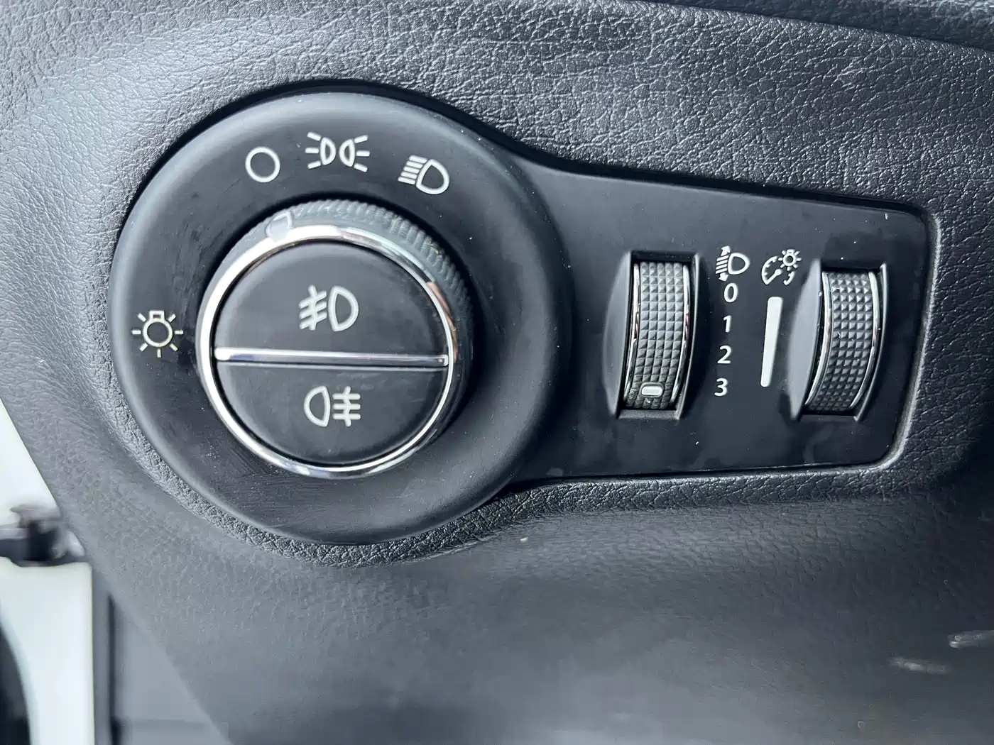 Фото 11 - Jeep Compass