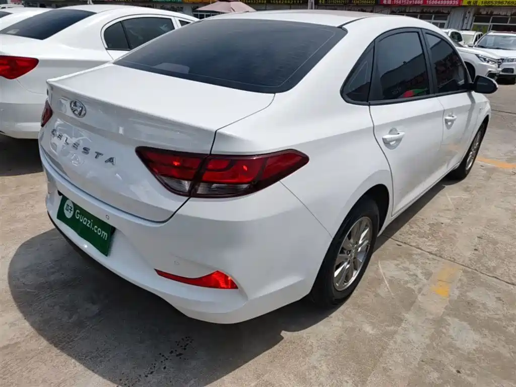 Hyundai Elantra 2018 1.6L Automatic Pleasing Edition GL China VI фото 7