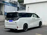 Фото 9 - Toyota Vellfire