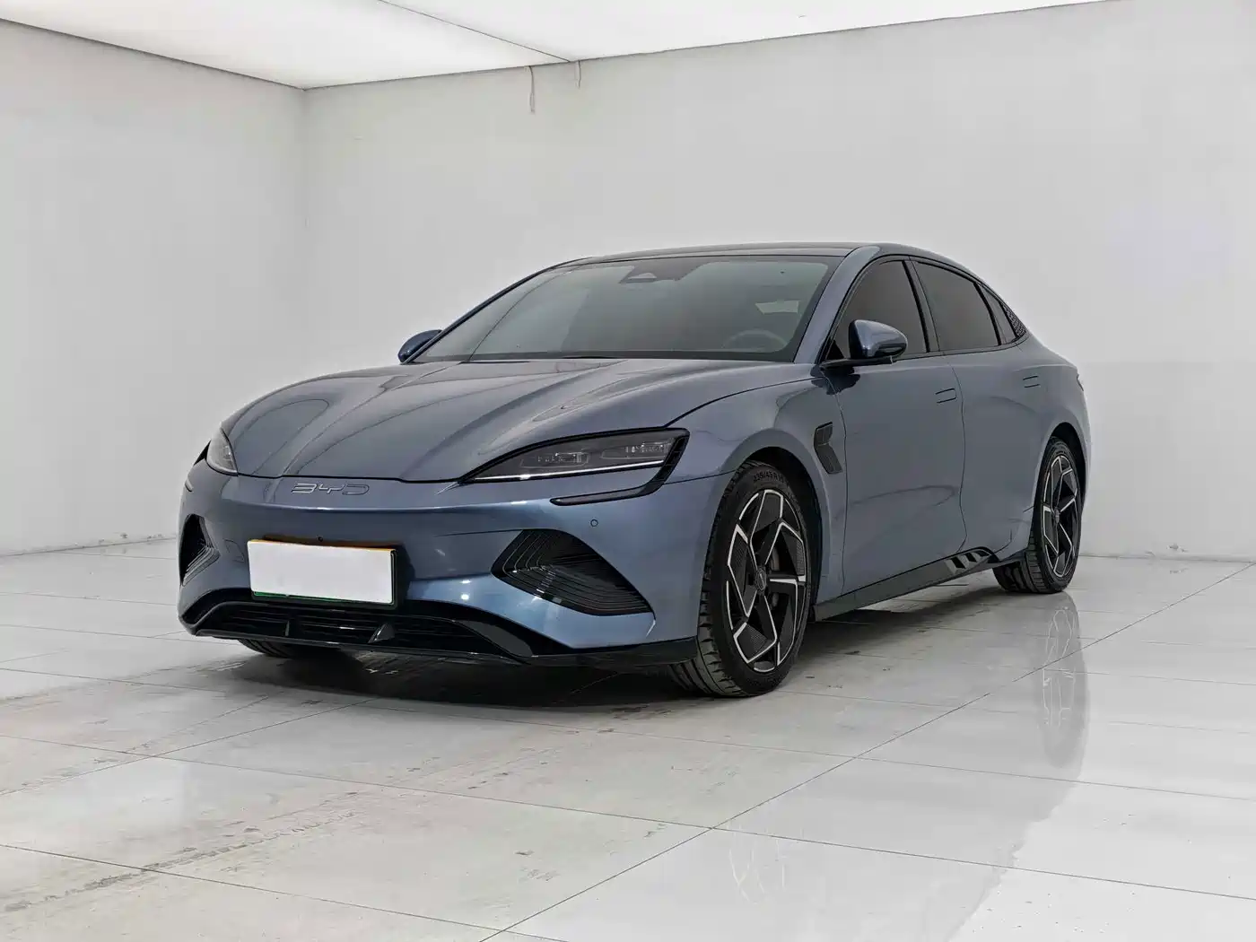 BYD Seal 2022 — пригон из Китая