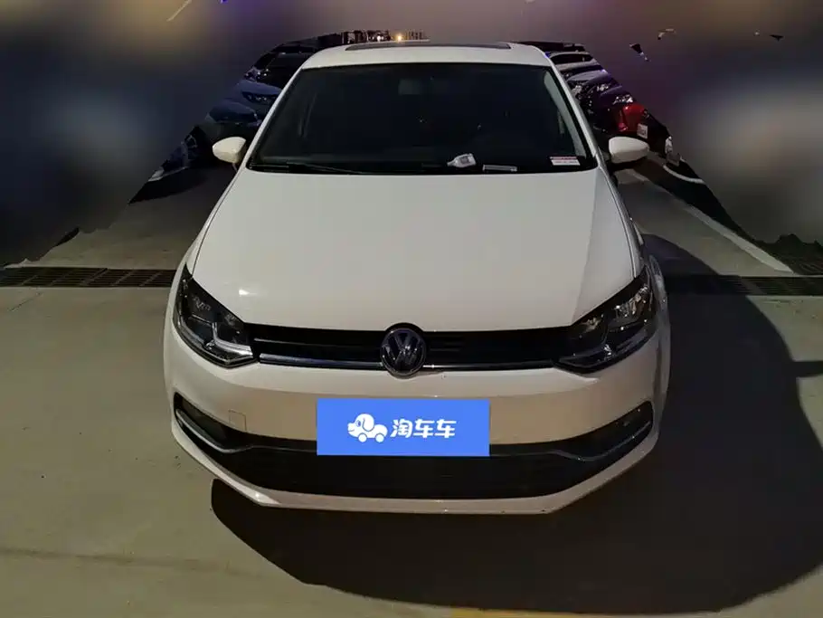 Volkswagen Polo 2016 1.6L Automatic Comfort фото 2