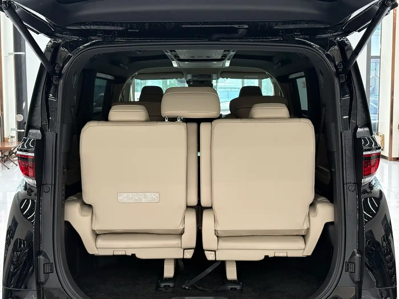 Toyota Vellfire 2025 2024 Crown Hybrid 2.5L Executive Premium Edition