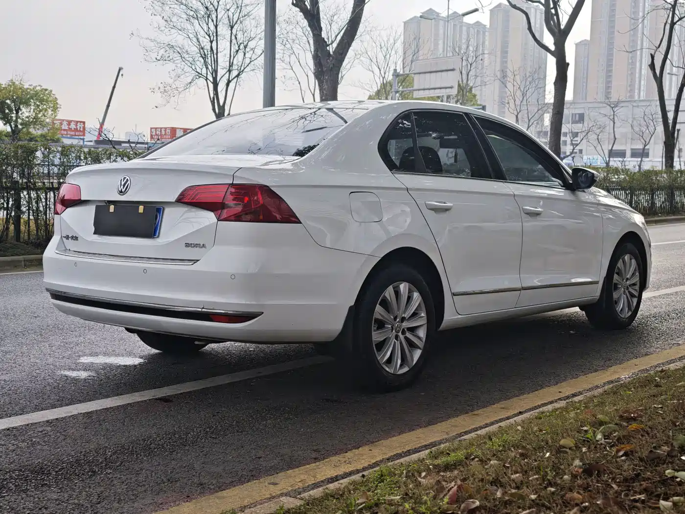 Volkswagen Bora 2018 1.5L Automatic Comfort фото 4