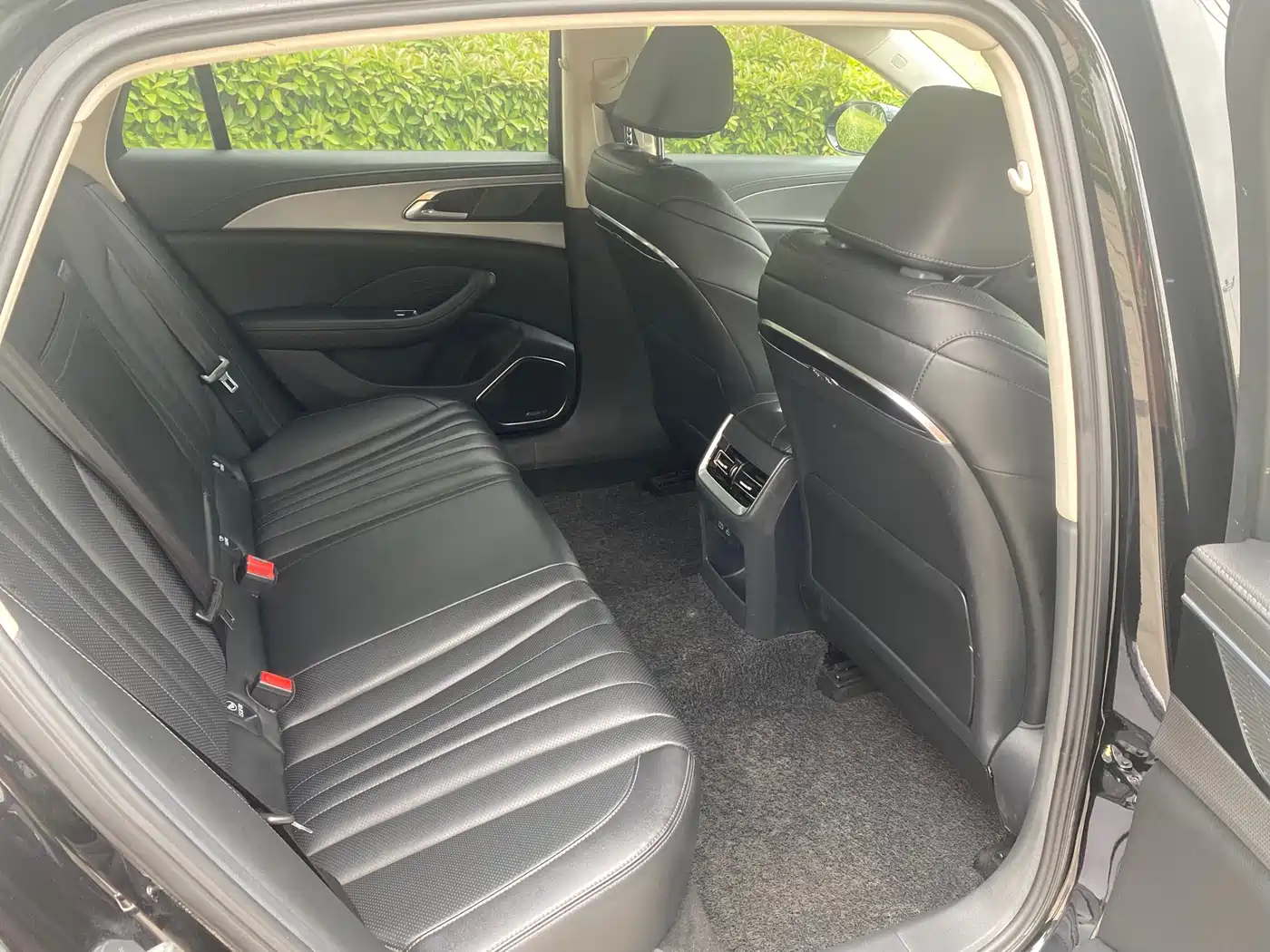 Hongqi H5 2023 1.5T DCT Smart Connect Flag Rhythm фото 10
