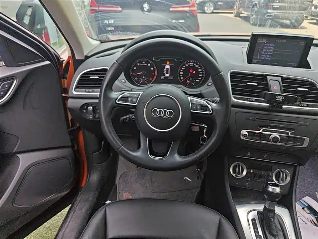 Audi Q3 2015 35 TFSI Progressive фото 17