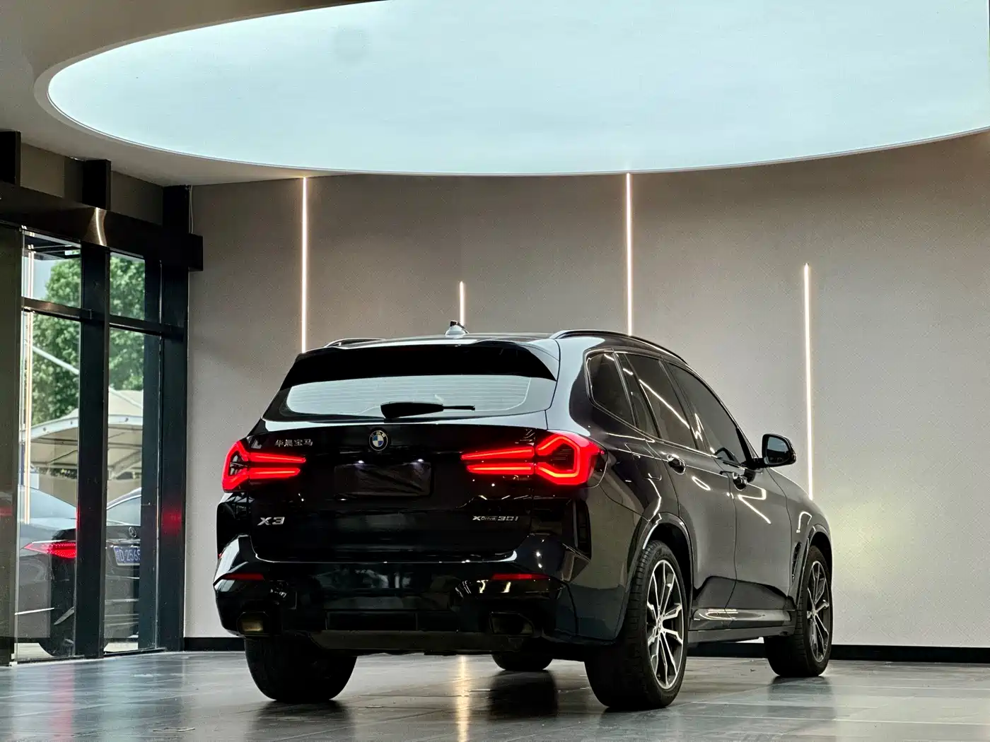 BMW X3 2022 Facelift xDrive30i Leading M Shadow Edition фото 8