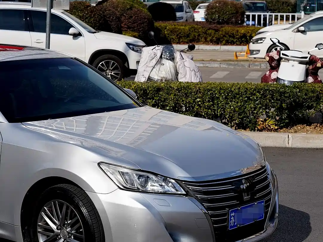 Toyota Crown 2017 2.0T Sport Edition фото 10